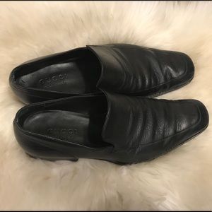 Gucci Men’s Black Leather Loafers